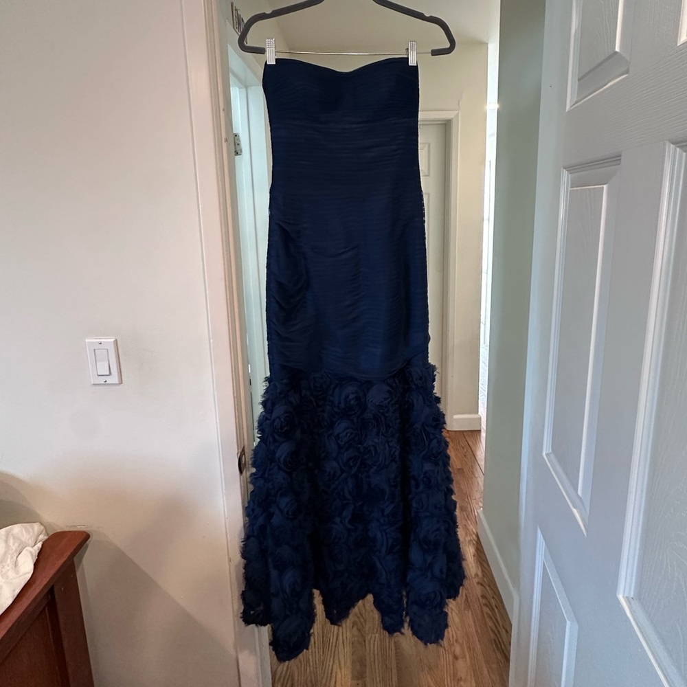 Elegant Strapless Evening Gown